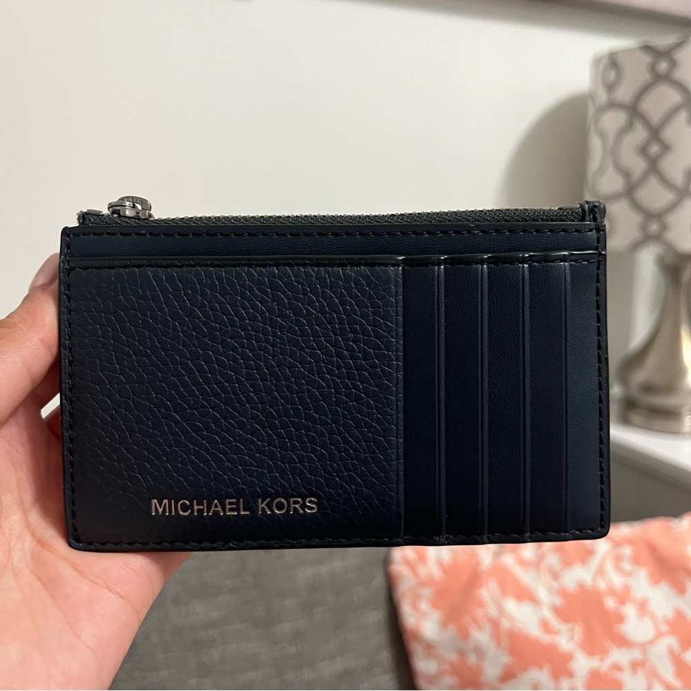 SOLD Michael Kors Card Case - Navy Sliver